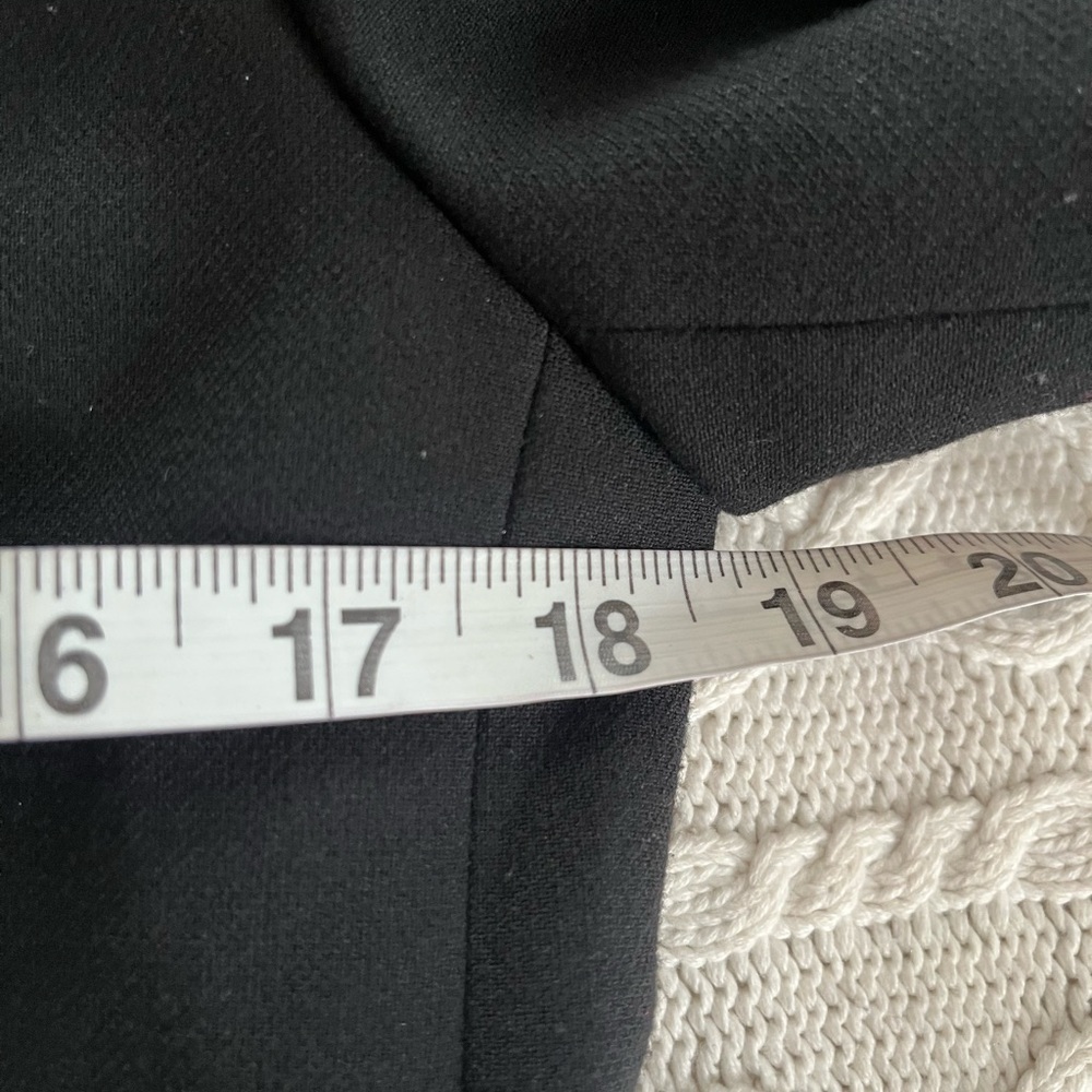Loft Black Blazer Suit Jacket One Button Closure with Teal Lining Size 8 Petite - Picture 13 of 15